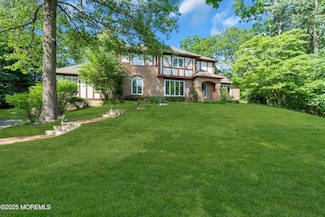 22 Hunt Rd, Freehold, NJ 07728