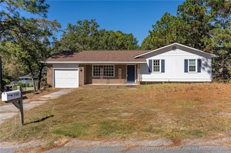 758 Amber Dr, Fayetteville, NC 28311