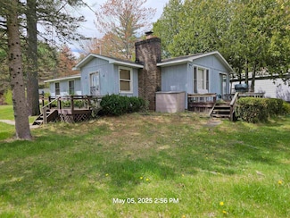 5243 Martin Rd, Beaverton, MI 48612