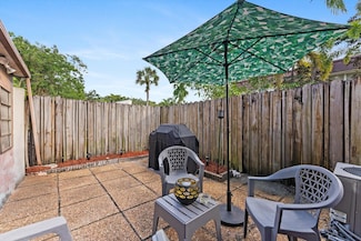 3320 Simms St Unit 11C, Hollywood, FL 33021