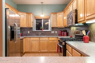 12136 Lucille Ln Unit 15, Anchorage, AK 99515