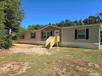 10028 Bellbrook Rd, Milton, FL 32583