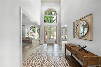 8002 Oxfordshire Dr, Spring, TX 77379