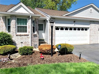5 Harneds Landing Unit 5, Cortland, OH 44410