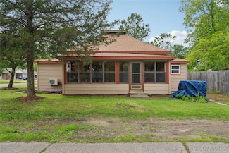 200 E Young St, Morris, OK 74445