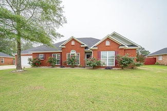6 Leah Ct, Phenix City, AL 36869