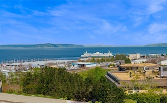 50 Pine St Unit 205, Edmonds, WA 98020