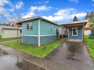 906 SW Alder St Unit 4, Dundee, OR 97115