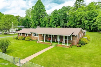 1867 Gentry Creek Rd, Laurel Bloomery, TN 37680