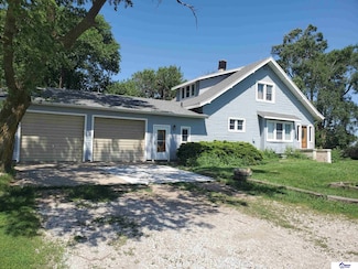 2206 E 18 Rd, Hampton, NE 68843