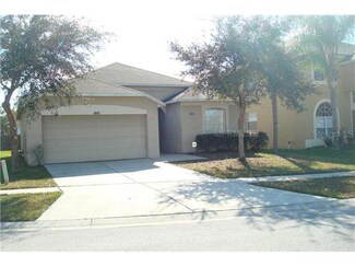 18421 Meadow Blossom Ln, Tampa, FL 33647