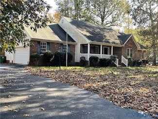 8304 Elizabeth Ann Dr, Mechanicsville, VA 23111
