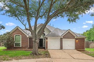 8714 Shadow Edge Cir, Houston, TX 77095