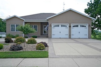 213 Elkader St, Strawberry Point, IA 52076