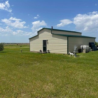 521 12th St, Randlett, OK 73562