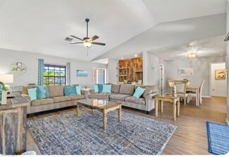 27439 Pollard Dr, Bonita Springs, FL 34135