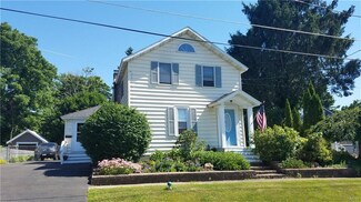 18 Church St, Phoenix, NY 13135