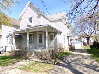 949 Chatham St NW, Grand Rapids, MI 49504