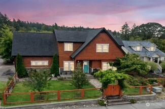 516 Gove St, Steilacoom, WA 98388