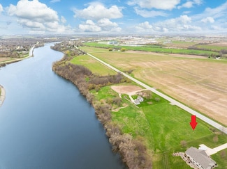 0 Lost Dauphin Unit 50307770, Wrightstown, WI 54180