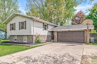 18278 Brewster Dr, Bristol, IN 46507