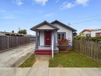 1731 County Ln, Eureka, CA 95501
