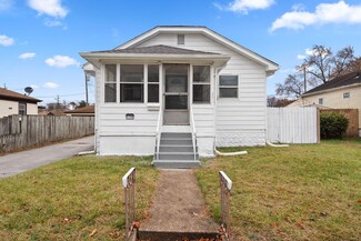 139 N Dwiggins St, Griffith, IN 46319