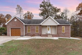 3075 Bowker Rd, Charlotte, TN 37036