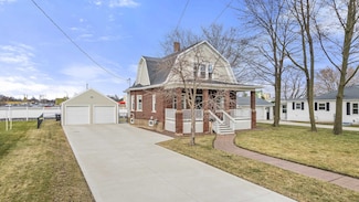 1103 E 4th St, Marshfield, WI 54449