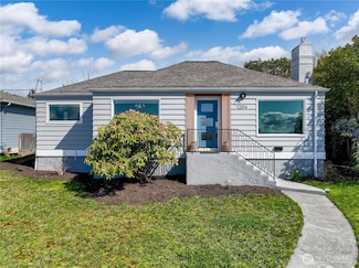 12014 Palatine Ave N, Seattle, WA 98133