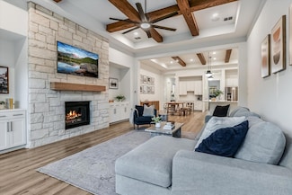 947 Sage Thrasher Cir, Dripping Springs, TX 78620