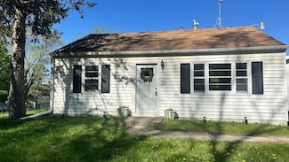 1707 Hillview Ln SE, Rochester, MN 55904