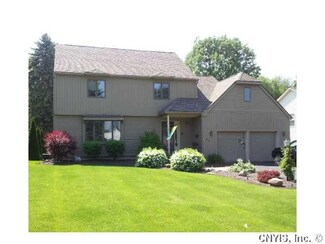 216 Stoney Dr, Syracuse, NY 13219