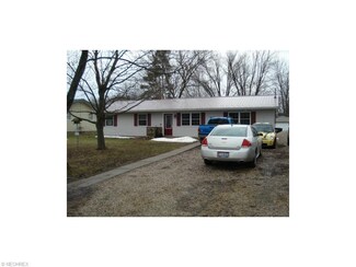 146 E Cedar St, Jefferson, OH 44047