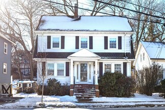 106 Lagrange St, West Roxbury, MA 02132