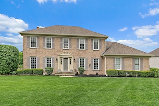 1560 Kensington Dr, Algonquin, IL 60102