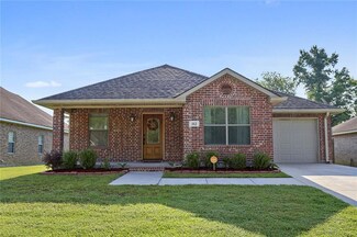 112 Magnolia Manor Blvd, Boutte, LA 70039