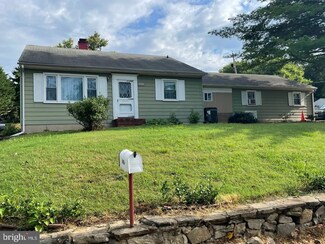 1564 Sulphur Spring Rd, Halethorpe, MD 21227