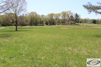 1825 Anark Rd, Huntingdon, TN 38344