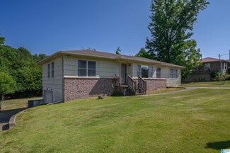 28 23rd Terrace NW, Center Point, AL 35215