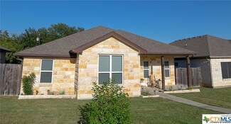 27 Samac Ln, Lampasas, TX 76550