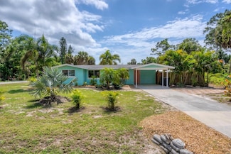 401 Leach St, Englewood, FL 34223