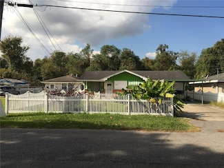 1330 West Dr, Westwego, LA 70094