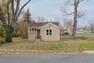 2089 Brady Ave, Burton, MI 48529