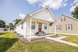 310 W Ash St, New Baden, IL 62265