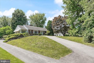 746 Sproul Rd, Bryn Mawr, PA 19010
