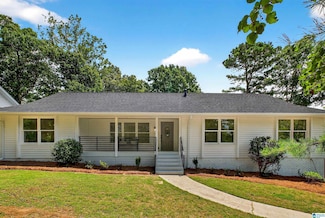 2573 Chandalar Ln, Pelham, AL 35124
