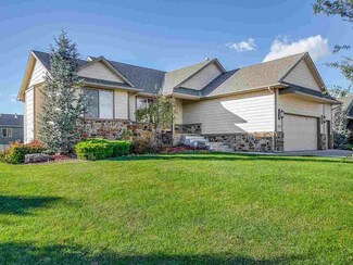 4111 N Parkdale Cir, Maize, KS 67101