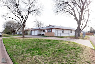 859 N San Jose Dr, Abilene, TX 79603