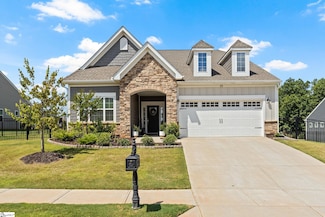 272 Double Crest Dr, Taylors, SC 29687
